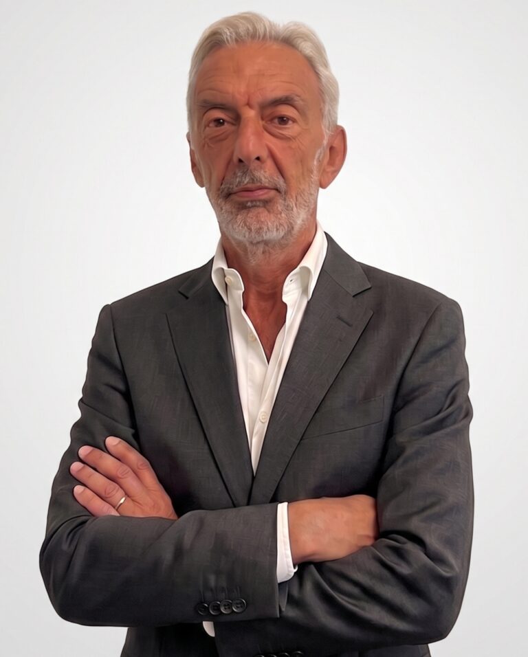 ARTURO ALOISIO